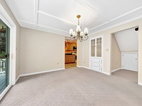 18 Cherry St, Gloucester MA 01930