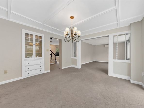 18 Cherry St, Gloucester MA 01930