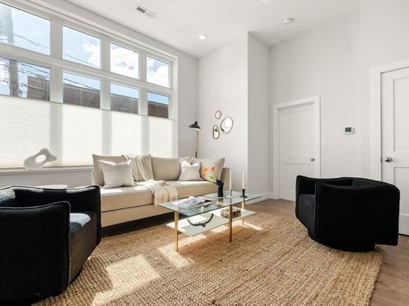 50 Hichborn St 101, Boston MA 02135