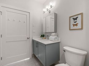 50 Hichborn St 101, Boston MA 02135