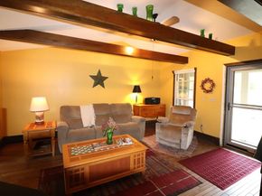 21 Bennett Rd, Rochester MA 02770