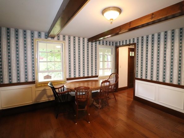 21 Bennett Rd, Rochester MA 02770