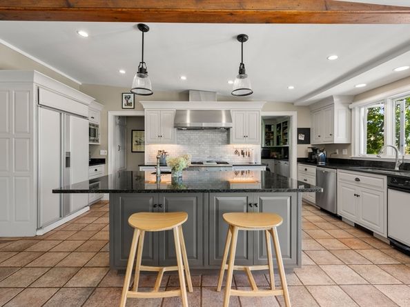 535 Washington Street, Duxbury MA 02332