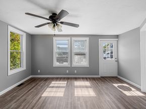 83 W Grove St, Middleboro MA 02346