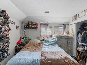 83 W Grove St, Middleboro MA 02346