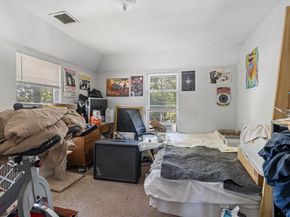 83 W Grove St, Middleboro MA 02346