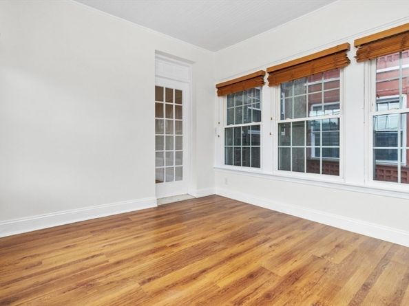 569 Franklin St 3, Melrose MA 02176