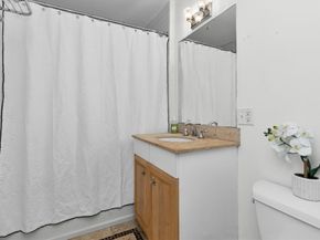 569 Franklin St 3, Melrose MA 02176