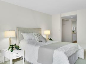 183 Oak Street 205C, Newton MA 02464