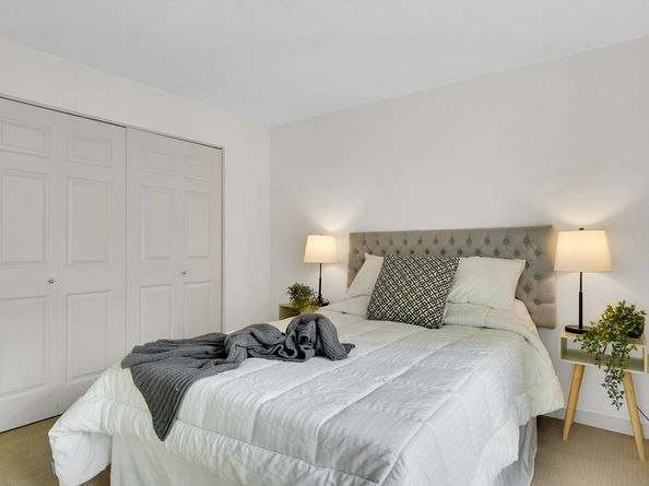 183 Oak Street 205C, Newton MA 02464