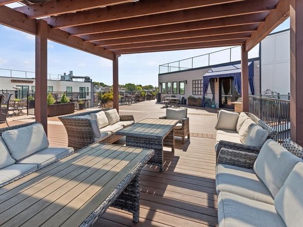 87 Medford St. 305, Medford MA 02155