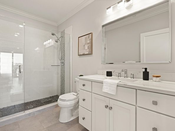 87 Medford St. 305, Medford MA 02155