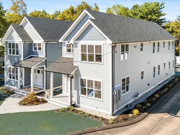 71 Readville St B, Boston MA 02136