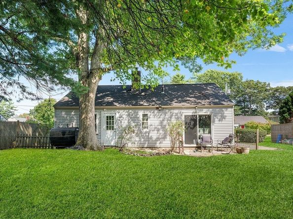 42 Amherst Rd, Stoughton MA 02072