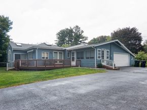 9 Birchwood Dr, Holden MA 01520
