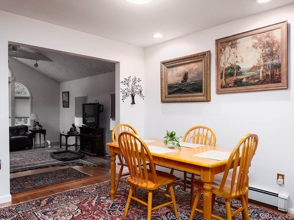 9 Birchwood Dr, Holden MA 01520