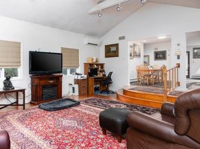 9 Birchwood Dr, Holden MA 01520