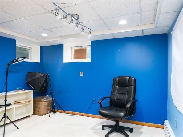 9 Birchwood Dr, Holden MA 01520