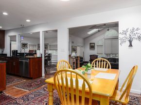 9 Birchwood Dr, Holden MA 01520
