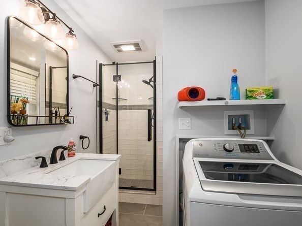 60 Lakemans Ln, Ipswich MA 01938