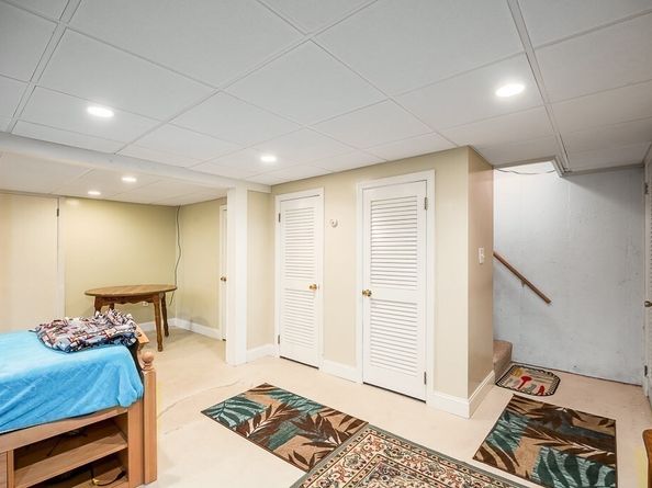 60 Lakemans Ln, Ipswich MA 01938