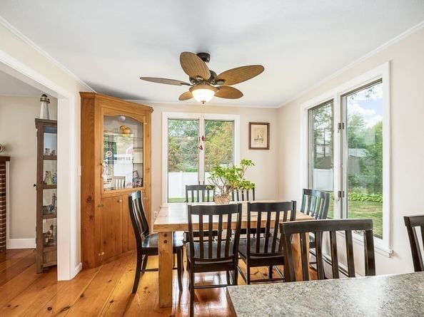 60 Lakemans Ln, Ipswich MA 01938