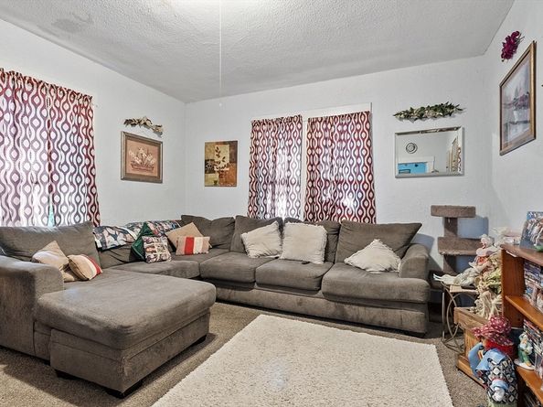 33-35 Omena Pl, Fitchburg MA 01420