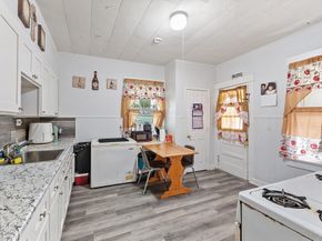 33-35 Omena Pl, Fitchburg MA 01420