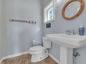 43 Mountain Brook Rd, Sturbridge MA 01566