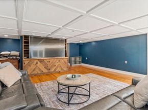 11 Crowley Rd, Burlington MA 01803