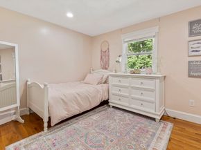 11 Crowley Rd, Burlington MA 01803