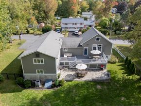 11 Crowley Rd, Burlington MA 01803