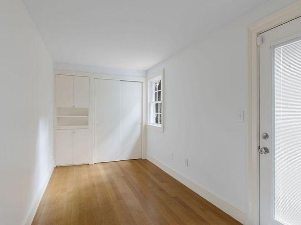 24 Fayette St, Boston MA 02116