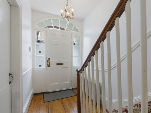 24 Fayette St, Boston MA 02116