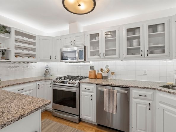 494-496 E 4th St 2, Boston MA 02127
