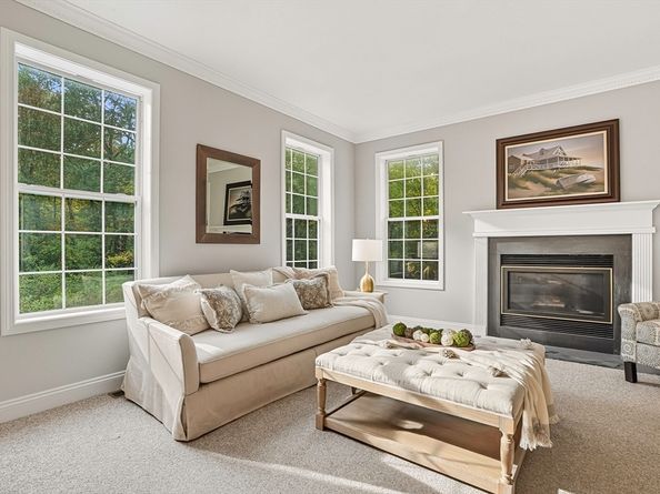 3 Candlewood Lane, Southborough MA 01772