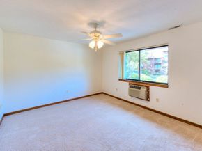 340 Sunderland Rd 23, Worcester MA 01604