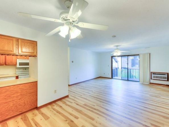340 Sunderland Rd 23, Worcester MA 01604
