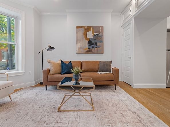 385 Meridian St 1, Boston MA 02128