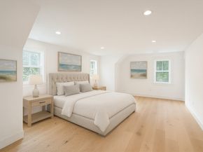 8 Brown Ave, Newburyport MA 01950