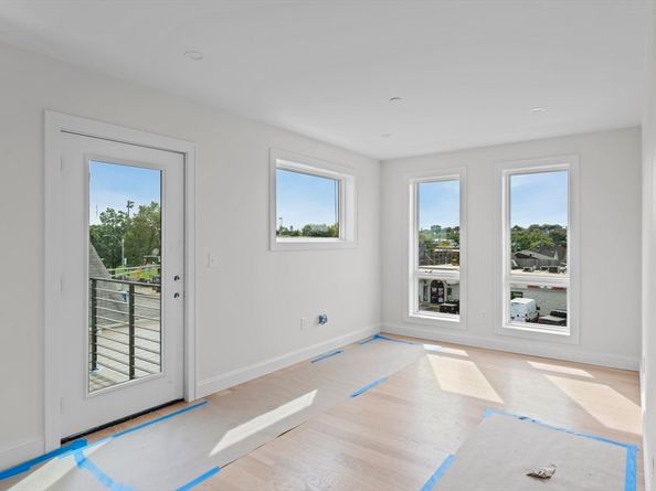 595 Broadway 202, Somerville MA 02145