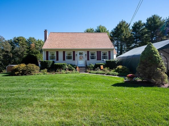 62 Larned Rd, Oxford MA 01540