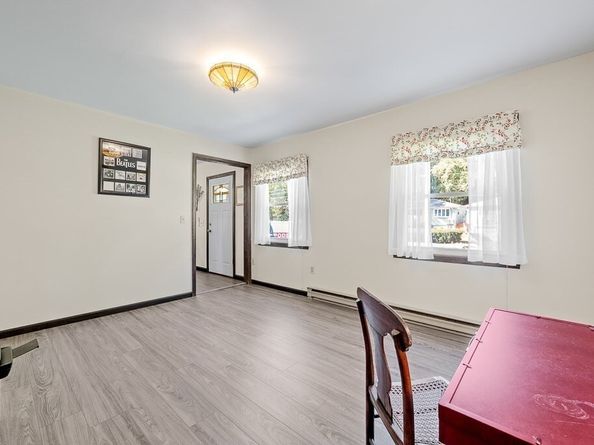 62 Larned Rd, Oxford MA 01540
