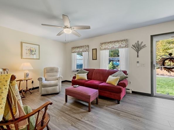 62 Larned Rd, Oxford MA 01540