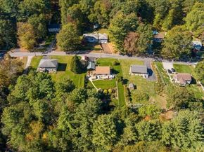 62 Larned Rd, Oxford MA 01540