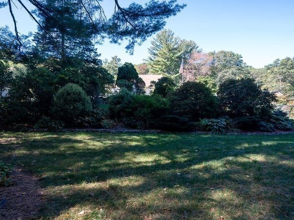 62 Larned Rd, Oxford MA 01540