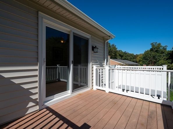 62 Larned Rd, Oxford MA 01540