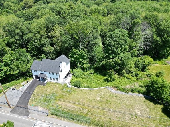 1014 Highland St, Holliston MA 01746