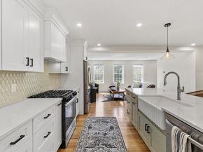 1014 Highland St, Holliston MA 01746
