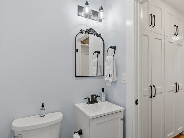 1014 Highland St, Holliston MA 01746